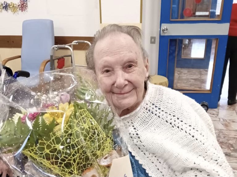 I 102 anni di nonna Anna, che confessa un vecchio segreto