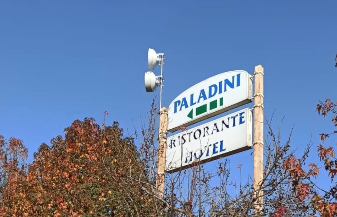 Zona scoperta dalla Rete? Antenna montata sul tetto del sindaco