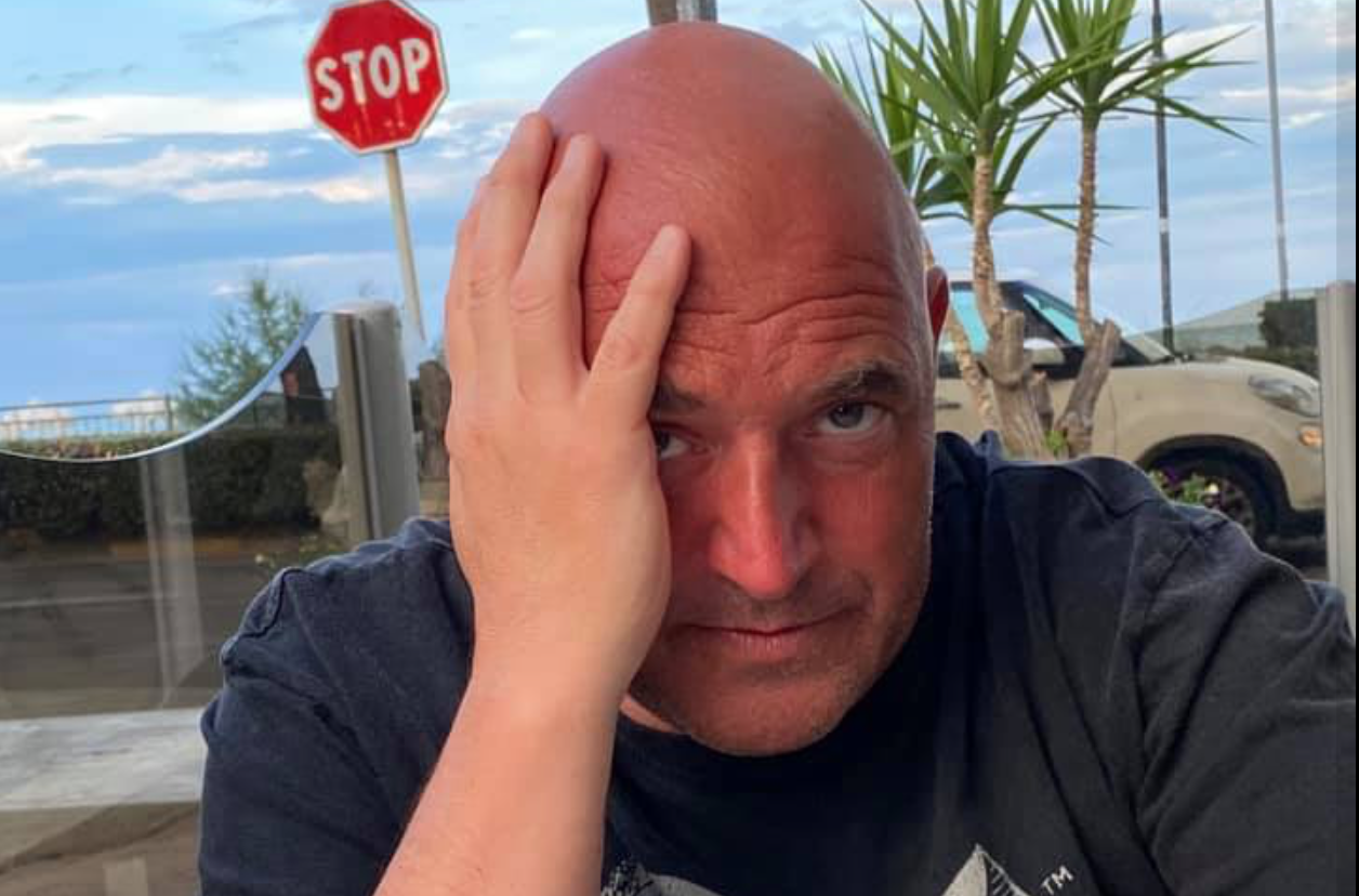 Alfio “Cicciocchio” Ferrara: “Da lunedì chiusi. A che gioco state giocando?”