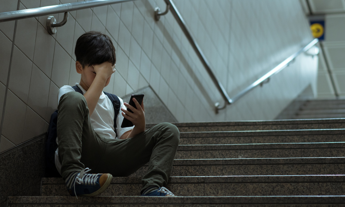 #cuoriconnessi, contro il cyberbullismo la Polizia incontra gli studenti