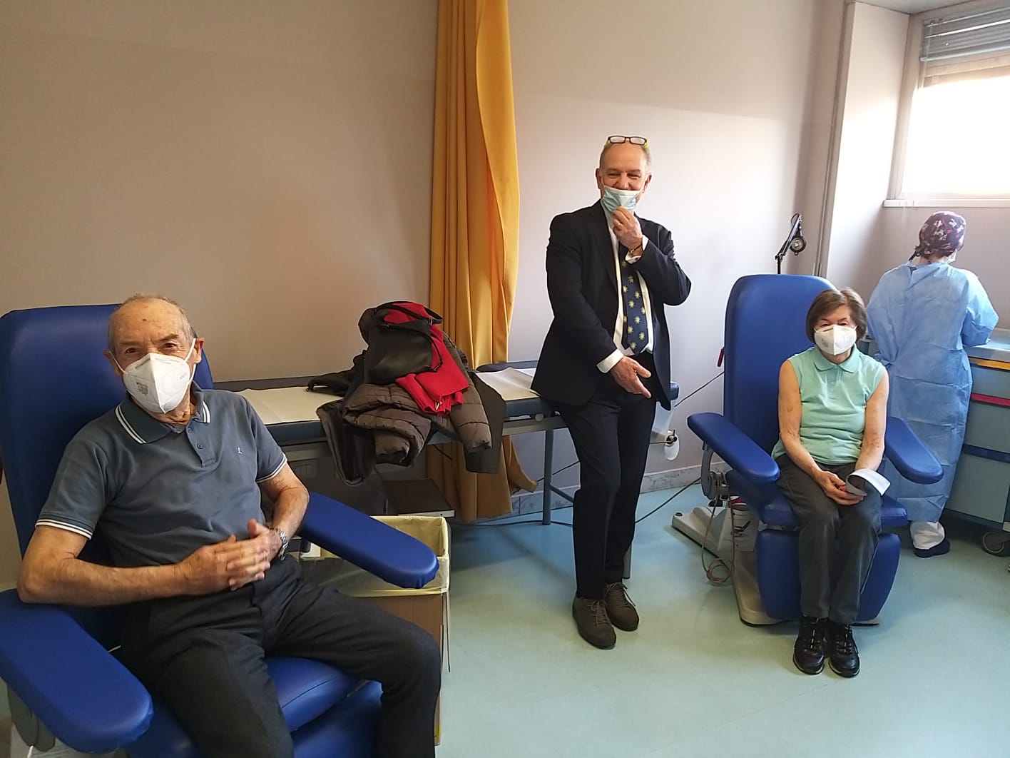 La prima coppia di over 80 vaccinata presso la Casa della Salute di Cossato