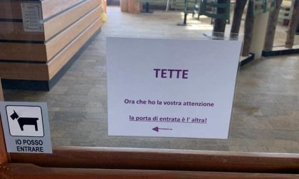 "TETTE", cartello al bar delle Funivie Oropa spopola sui social