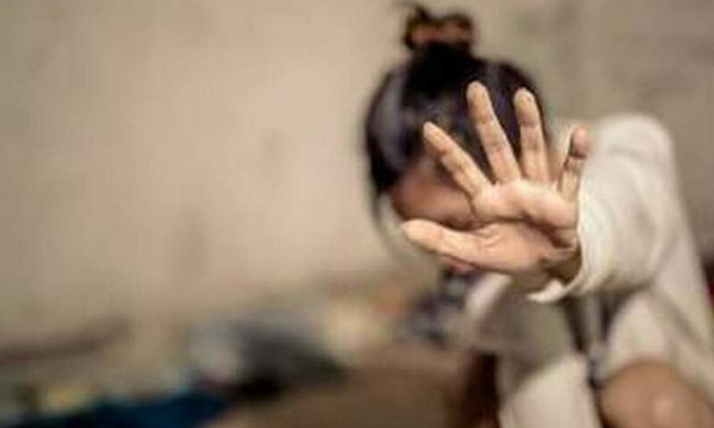 Ragazzina di 12 anni morta suicida, spunta la pista del satanismo