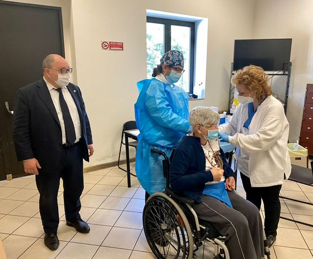 Vaccini, in Piemonte la lista d’attesa per le dosi in avanzo