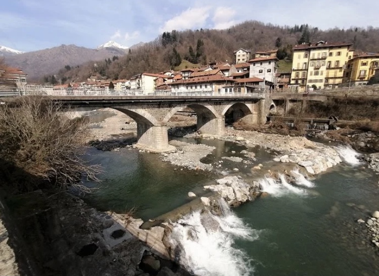Coggiola, chiuso il ponte Bozzalla per allerta meteo. Ecco tutte le corse Atap alternative