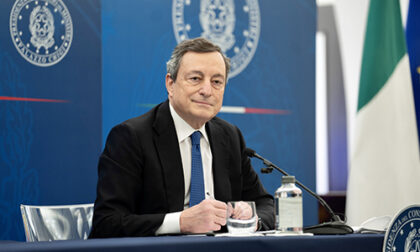 Da domani riaprono i negozi dei centri commerciali. Da lunedì le palestre