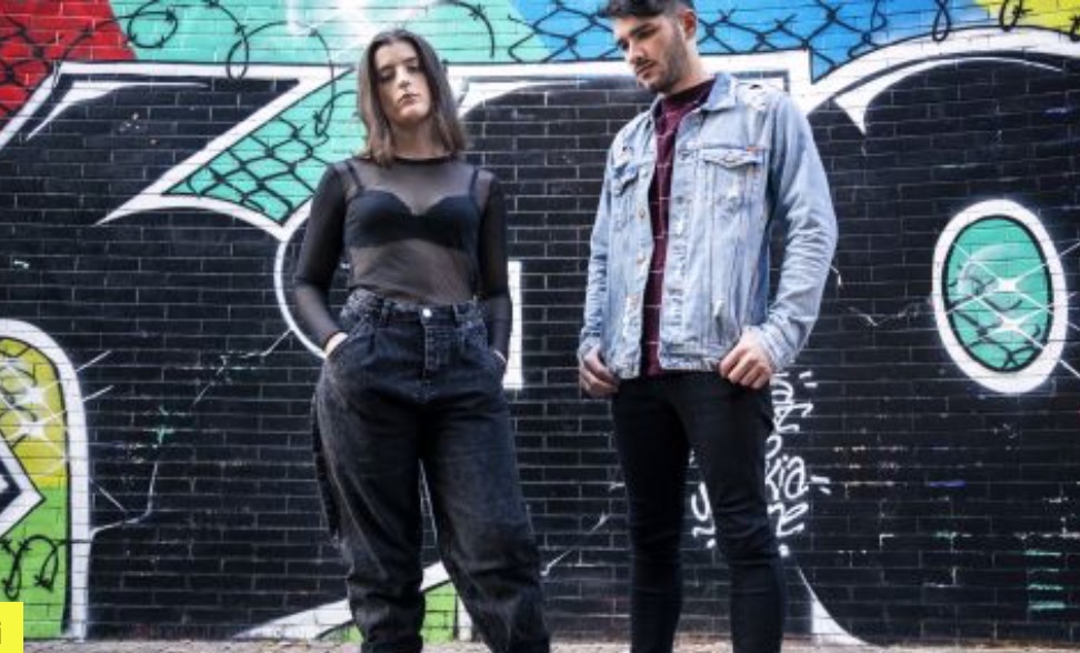 La cossatese Alice Grupallo su Mtv Music: artista del mese con gli Atwood