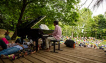 Ecco le foto del concerto nel bosco di Emiliano Toso. Domenica la replica