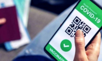 Truffa del Green Pass: su WhatsApp falso messaggio per scaricarlo