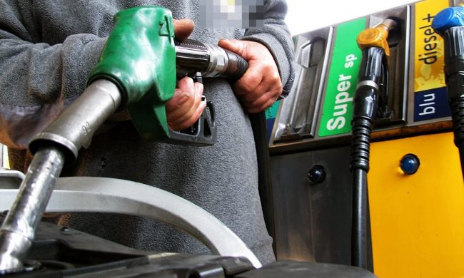 Record prezzi carburante “Effetto valanga sulla spesa”
