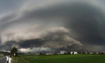 Torna il downburst: una supercella devasta Vercelli e Novara