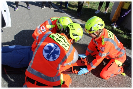 Travolti da una frana con l’auto a Pavignano