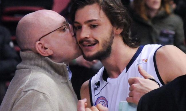 Oggi l’addio a Dario Raspino