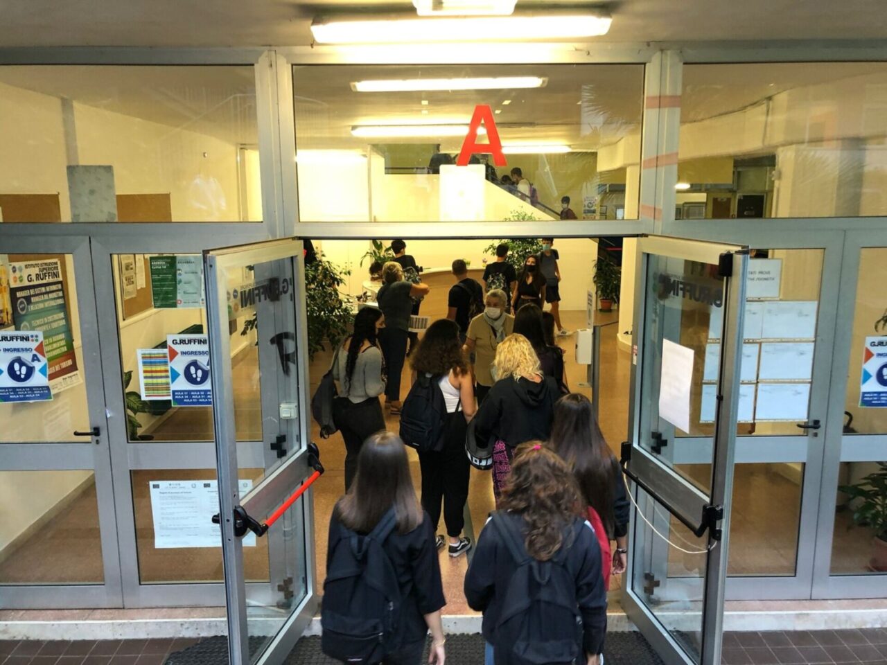 Scuola, cominciano le nomine dei supplenti: ecco i 600 incarichi assegnati nel Biellese