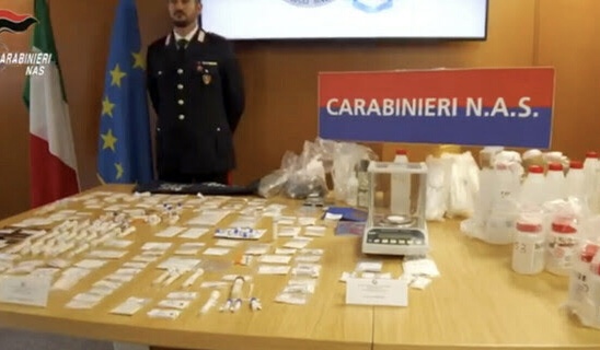 Ecco cosa provoca la “droga dello stupro”: paura tra i giovani