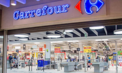 Dipendenti Carrefour in stato di agitazione per esuberi e chiusure