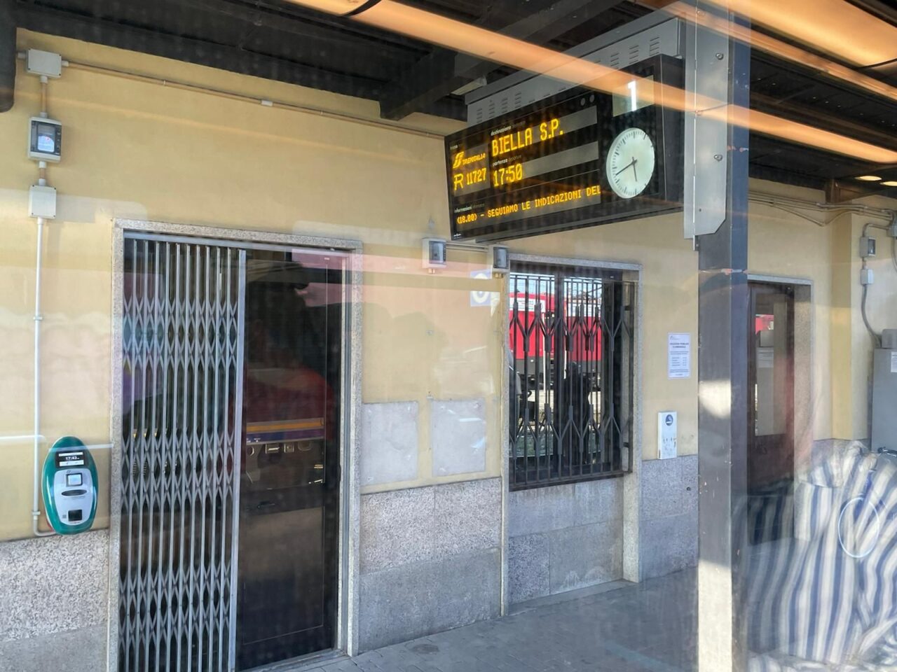 Obbligo Green pass, caos trasporti. 27 treni soppressi, tratte bus a rischio. Eccole