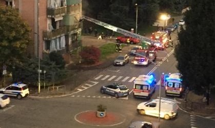 Appartamento in fiamme al Villaggio La Marmora, palazzina evacuata- LE FOTO