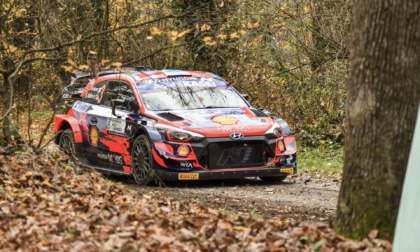 Rally di Monza: le spettacolari immagini dei bolidi in gara