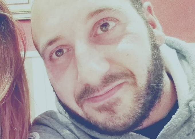 Domani l’addio al ragazzo di 33 anni travolto e ucciso a Roppolo
