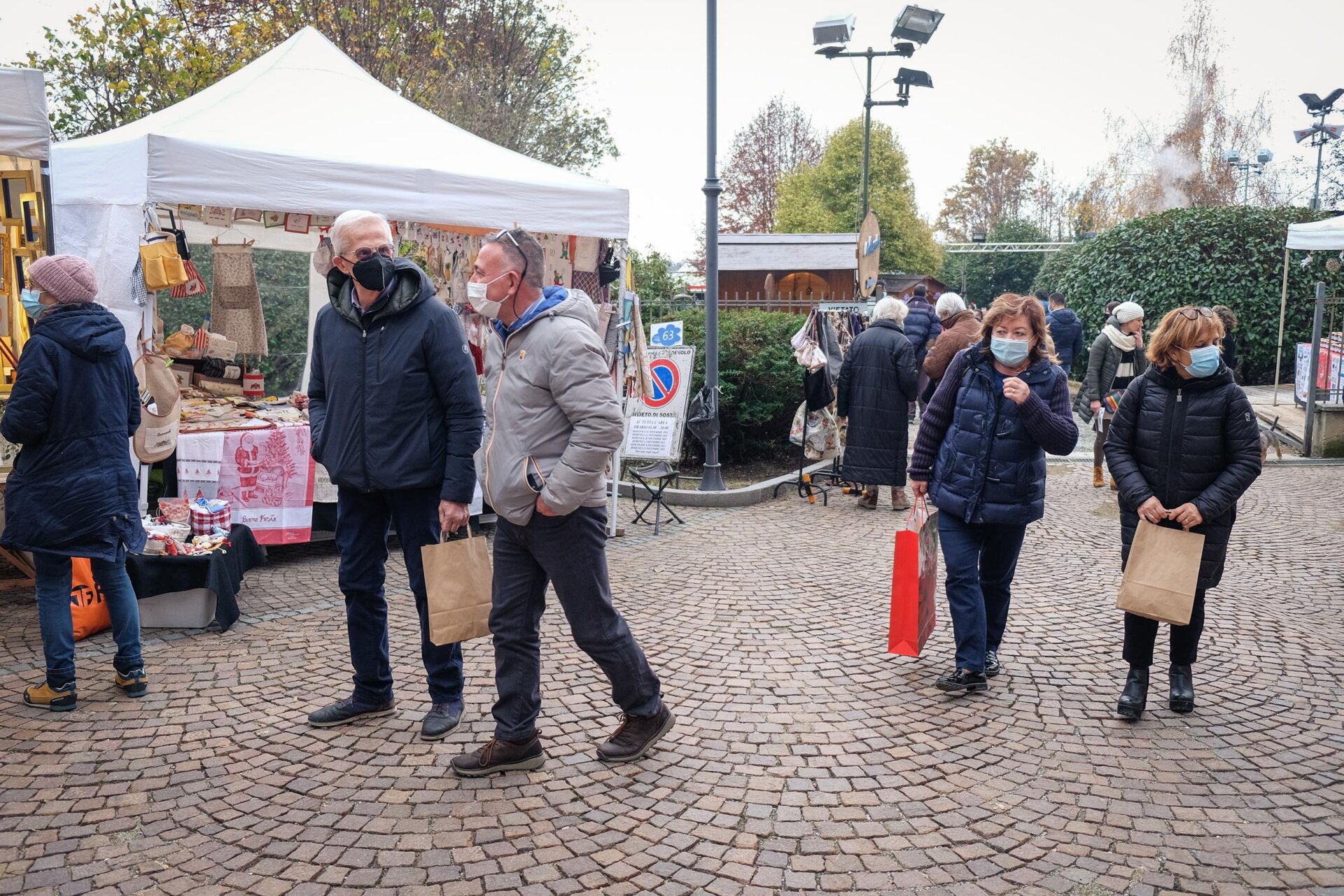 Il Mercatino degli Angeli di Sordevolo-048-(ex-IMG01382)