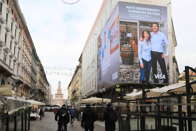 Centovigne testimonial di uno spot nelle grandi città
