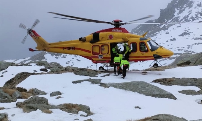 Escursionista disperso sul Mombarone trovato morto dopo una notte di ricerche