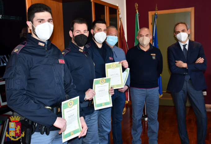 Polizia, ecco gli agenti premiati dal Questore