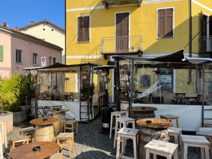 Vicini protestano, il ‘Senza Tempo’ costretto a spegnere la musica