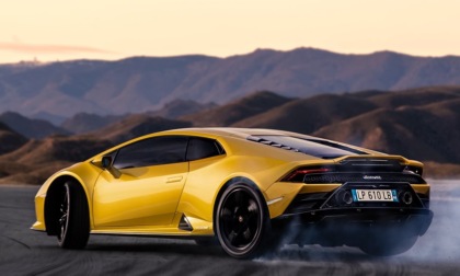 Auto sportive ad alta velocità sulla Panoramica Zegna, partite le segnalazioni
