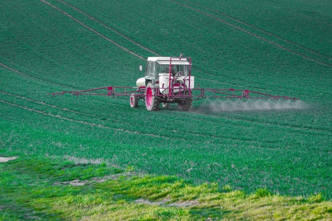 Pesticidi, allarme di Codacons: “Stop al glifosato”