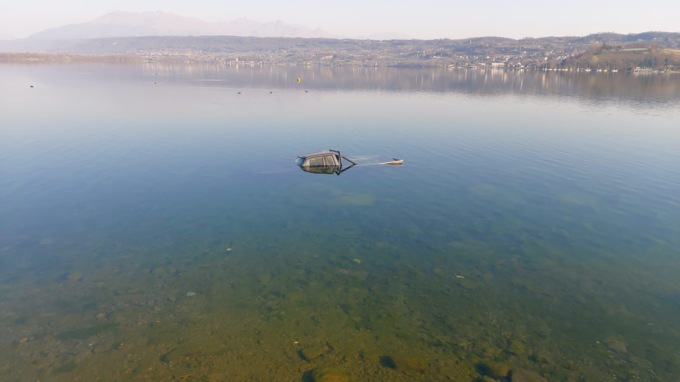 Pescatore finisce con il pick-up nelle acque del Lago di Viverone