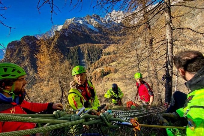 Una Pasqua di paura per una coppia bloccata tra le pendici di Bielmonte