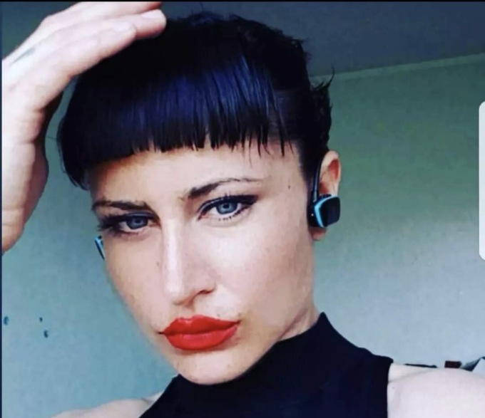 Chi ha visto questa ragazza? Si chiama Marina