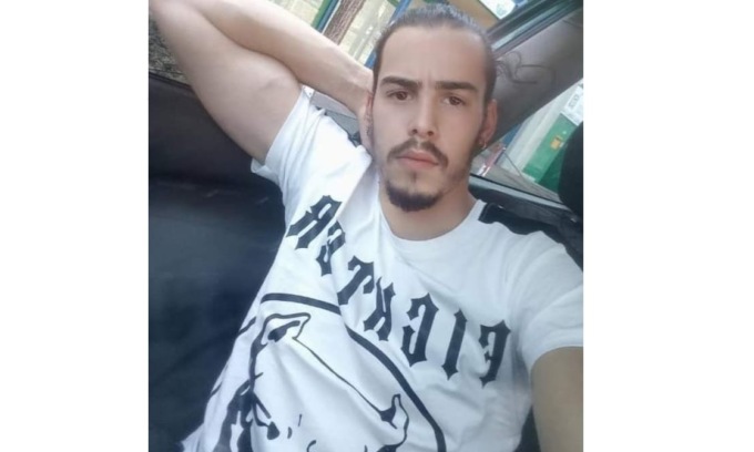 Tragedia sulla strada, muore papà di 24 anni