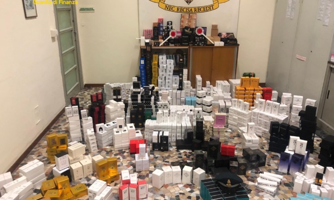 Scoperta Boutique Online dei profumi tarocchi