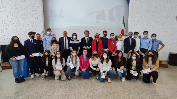 Ilario Ormezzano SAI, consegnate le borse di studio agli studenti meritevoli