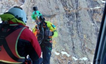 Raggiunti e tratti in salvo gli alpinisti bloccati a 4100 metri. Due uomini e una donna