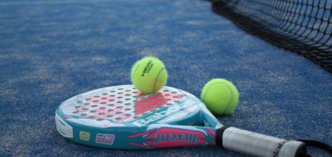 Piatto, il campo da padel fa litigare il paese