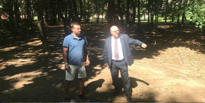 Basta alcol al parco della Rovere di viale Maccallè: la nuova ordinanza del comune di Biella