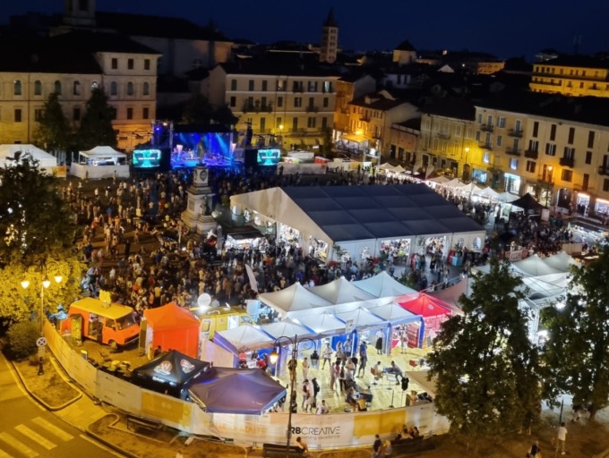 «Baccano e sporcizia durante Bolle di Malto»: la risposta del vicesindaco Moscarola
