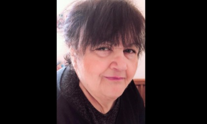 Morte improvvisa a 63 anni per una mamma di Biella. Il messaggio struggente della figlia Chiara