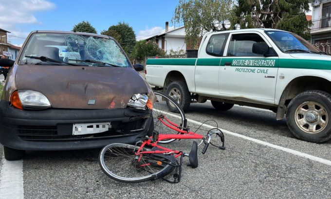 Travolta da un’auto in bicicletta a Verolengo, donna muore dopo 24 ore di agonia
