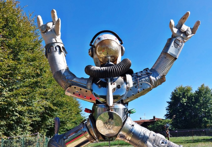 Silvio Ballottari, il meccanico che si è scoperto artista. Le sue opere esposte a Cascina Monte