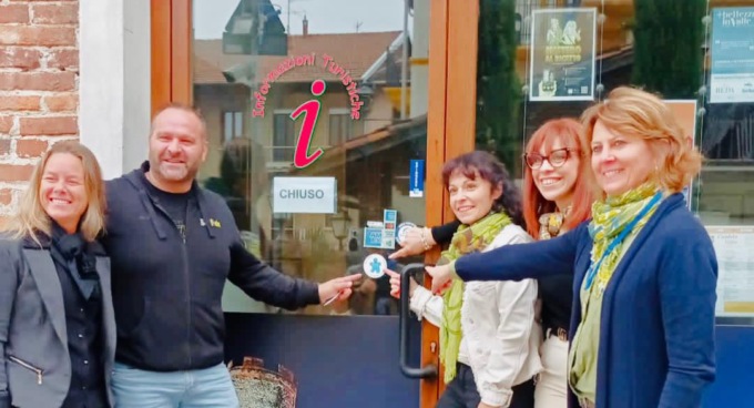 Candelo protagonista nella lotta per l’uguaglianza: ecco chi ha ricevuto i “bollini blu” di Angsa