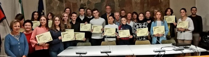 Borse di studio agli studenti candelesi FOTO
