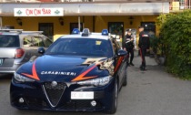 Furto in tabaccheria: bottino da 400 euro, scappa ma viene individuato subito