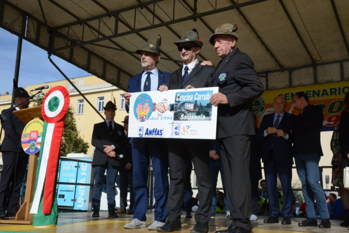 La donazione degli alpini ad Anffas