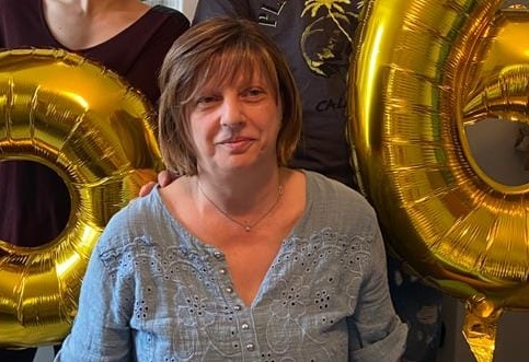 Muore a 57 anni madre di due figli, l’addio a Sandra Esposito