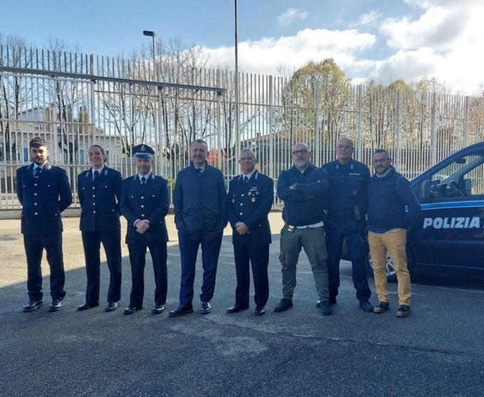 Il deputato Andrea Delmastro in visita al carcere di Biella: «Solidarietà alla Polizia Penitenziaria»